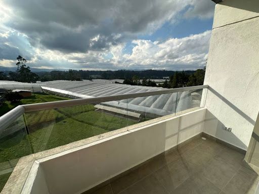 Apartamento en arriendo Antioquia Marinilla Alcaravanes 60 m2 Habitaciones 3 Baños 2 Garajes 1 Precio $1650000