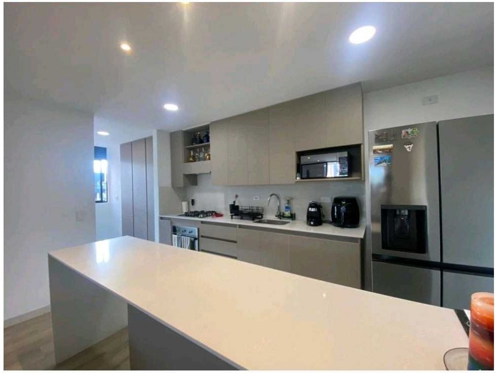 Apartamento en venta Antioquia Envigado Uribe Ángel 99 m2 Habitaciones 3 Baños 2 Garajes 2 Precio $1150000000