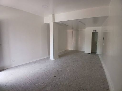 Local en venta Cundinamarca Bogotá Cr Portales Del Norte Et Ii 30 m2 Habitaciones 0 Baños 1 Garajes 0 Precio $195000000