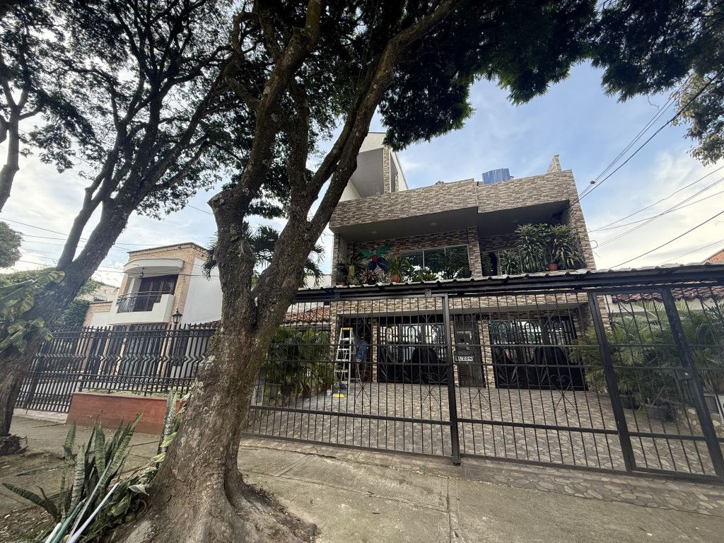 Apartaestudio en arriendo Valle Del Cauca Cali El Lido 50 m2 Habitaciones 1 Baños 1 Garajes 0 Precio $1540000