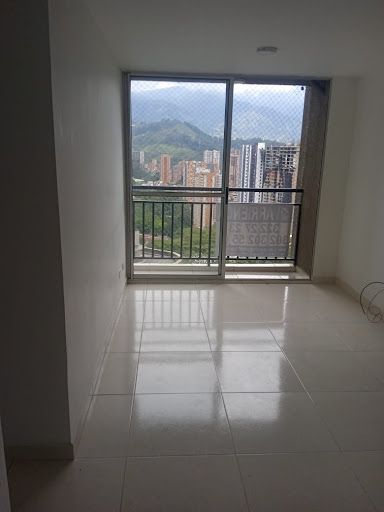 Apartamento en arriendo Antioquia Sabaneta Vereda La Doctora 65 m2 Habitaciones 3 Baños 2 Garajes 1 Precio $1800000