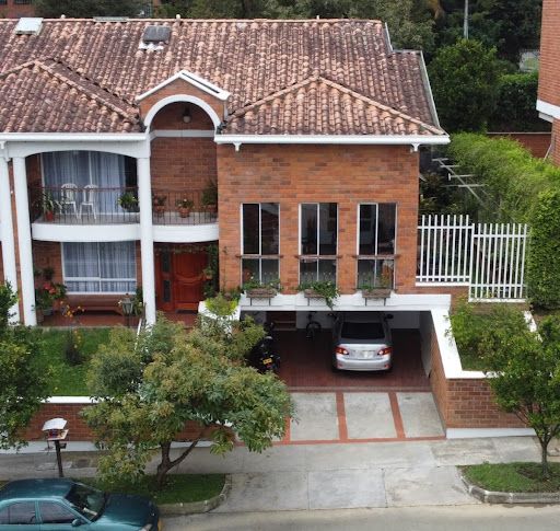 Casa en venta Antioquia Sabaneta Vegas De San José 313 m2 Habitaciones 4 Baños 4 Garajes 2 Precio $1500000000