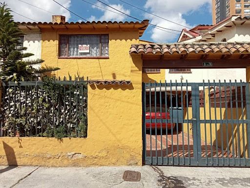 Casa en venta Cundinamarca Bogotá Acacias Usaquen 140 m2 Habitaciones 4 Baños 4 Garajes 1 Precio $1200000000