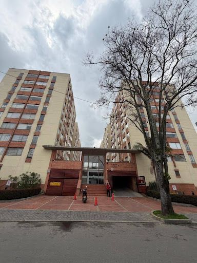 Apartamento en venta Cundinamarca Bogotá Julio Flórez 130 m2 Habitaciones 4 Baños 3 Garajes 2 Precio $900000000