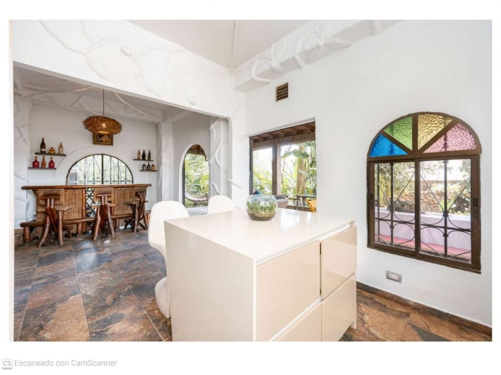 Casa Campestre en venta Antioquia La Estrella Nn 270 m2 Habitaciones 6 Baños 5 Garajes 3 Precio $898000000