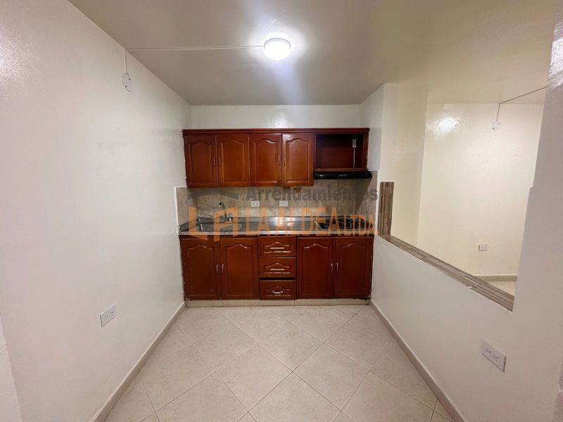 Casa en venta Antioquia Itagüí La Independencia 82 m2 Habitaciones 3 Baños 2 Garajes 0 Precio $360000000