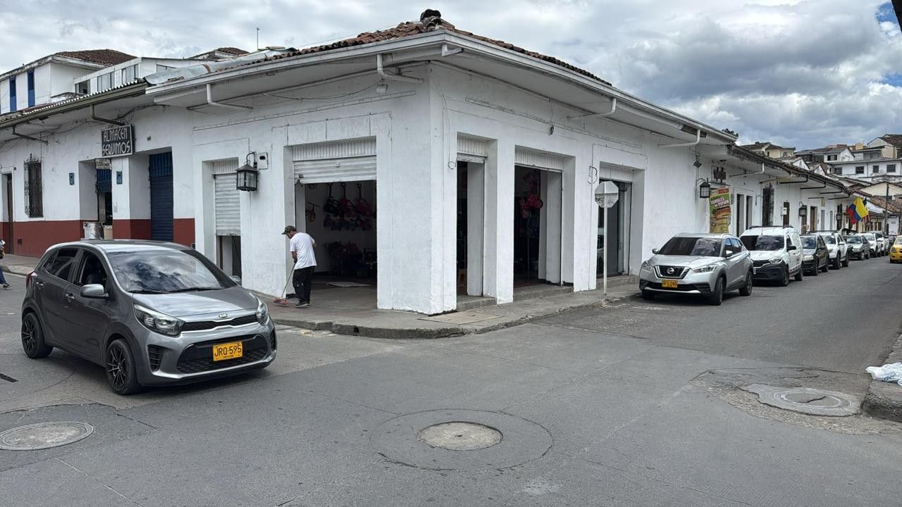 Local en arriendo Cauca Popayán El Centro 130 m2 Habitaciones 0 Baños 1 Garajes 0 Precio $7000000