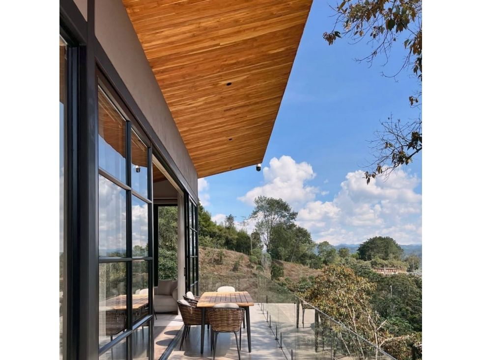 Casa en venta Antioquia El Retiro El Retiro 413 m2 Habitaciones 5 Baños 4 Garajes 5 Precio $4990000000