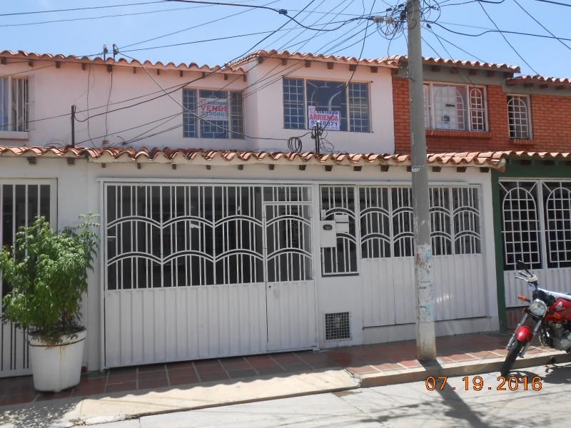 Casa en arriendo Norte De Santander Cúcuta Ub El Bosque 180 m2 Habitaciones 4 Baños 2 Garajes 1 Precio $1600000