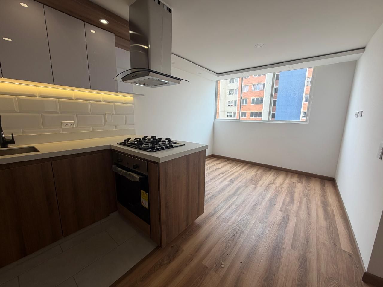 Apartamento en venta Cundinamarca Bogotá Ricaurte 35 m2 Habitaciones 2 Baños 1 Garajes 0 Precio $280000000