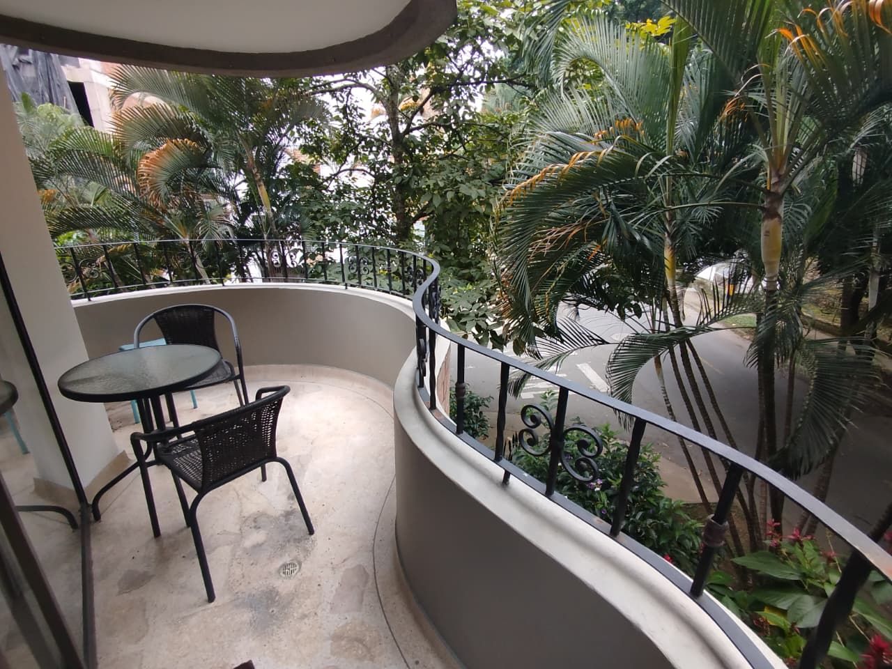 Apartamento en arriendo Antioquia Envigado El Portal 127 m2 Habitaciones 3 Baños 2 Garajes 1 Precio $7500000