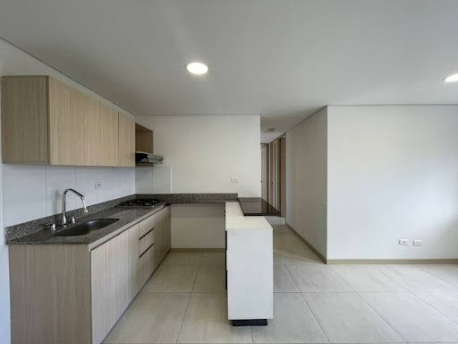 Apartamento en arriendo Antioquia Itagüí Ditaires 70 m2 Habitaciones 3 Baños 2 Garajes 1 Precio $2500000