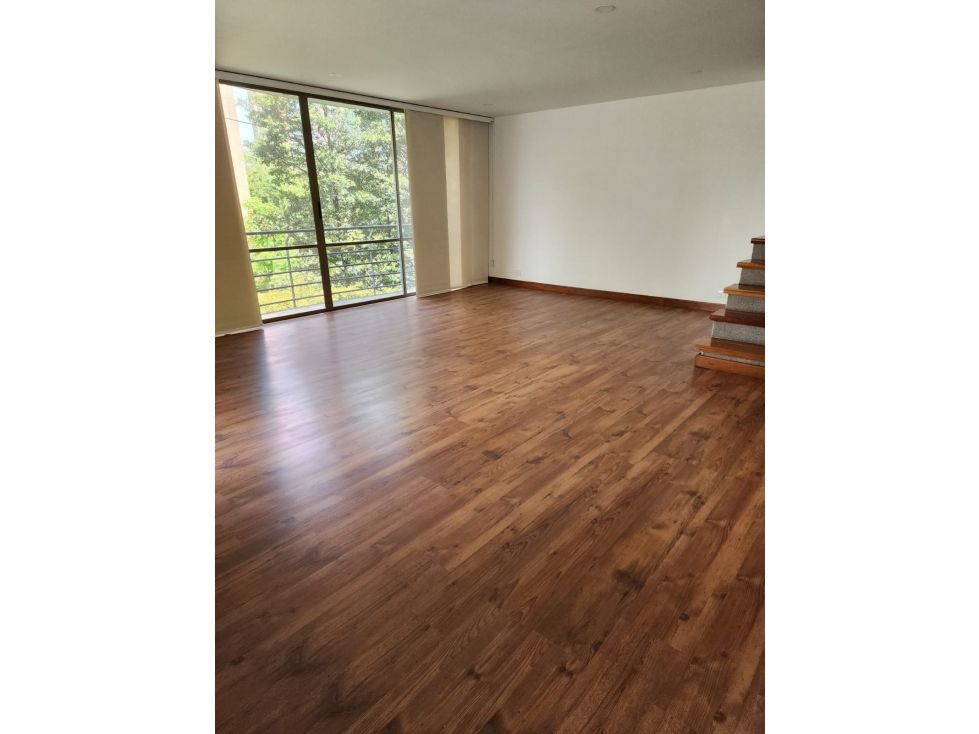 Casa en venta Antioquia Envigado Zona Centro 280 m2 Habitaciones 5 Baños 5 Garajes 4 Precio $1700000000