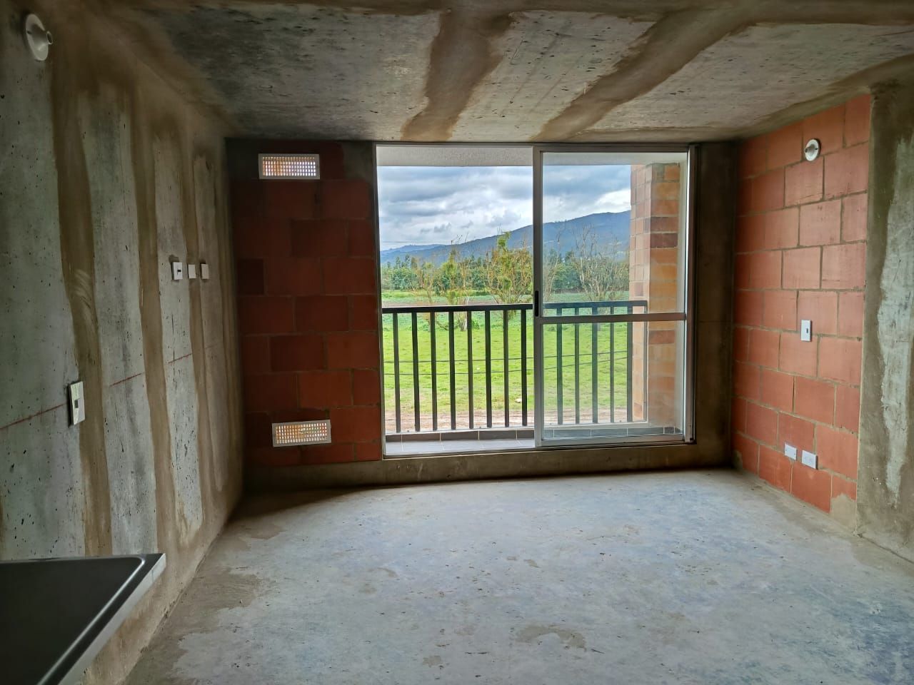 Apartamento en venta Cundinamarca Sopó Cr Cerro Fuerte 53 m2 Habitaciones 3 Baños 2 Garajes 0 Precio $215000000
