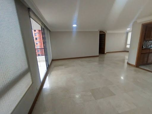 Apartamento en arriendo Antioquia Medellín Patio Bonito 145 m2 Habitaciones 3 Baños 4 Garajes 3 Precio $6300000