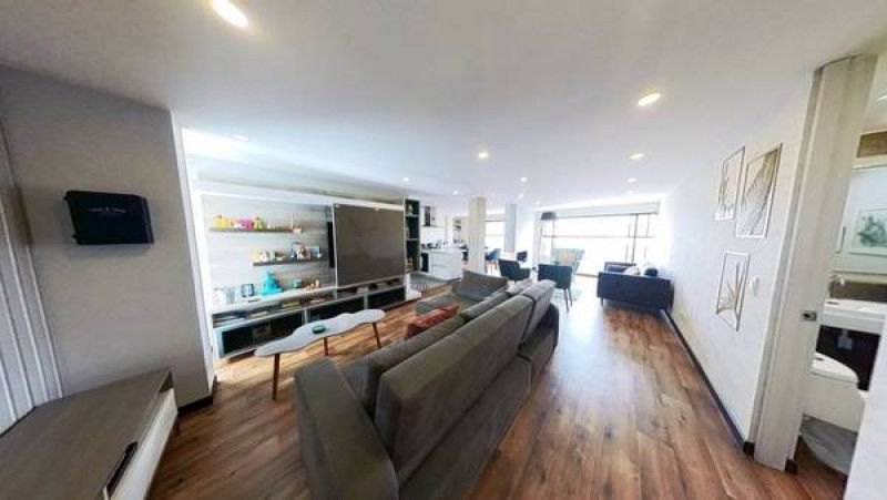 Inmuebles en Remate Apartamento en venta Cundinamarca Bogotá El Batan 148 m2 Habitaciones 4 Baños 3 Garajes 2 Precio $828800000