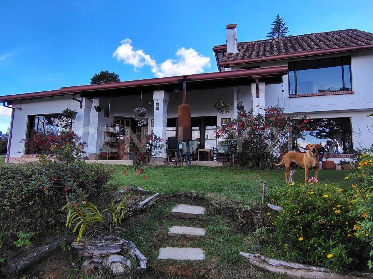Finca en venta Antioquia Medellín Medellín 400 m2 Habitaciones 4 Baños 4 Garajes 6 Precio $2500000000