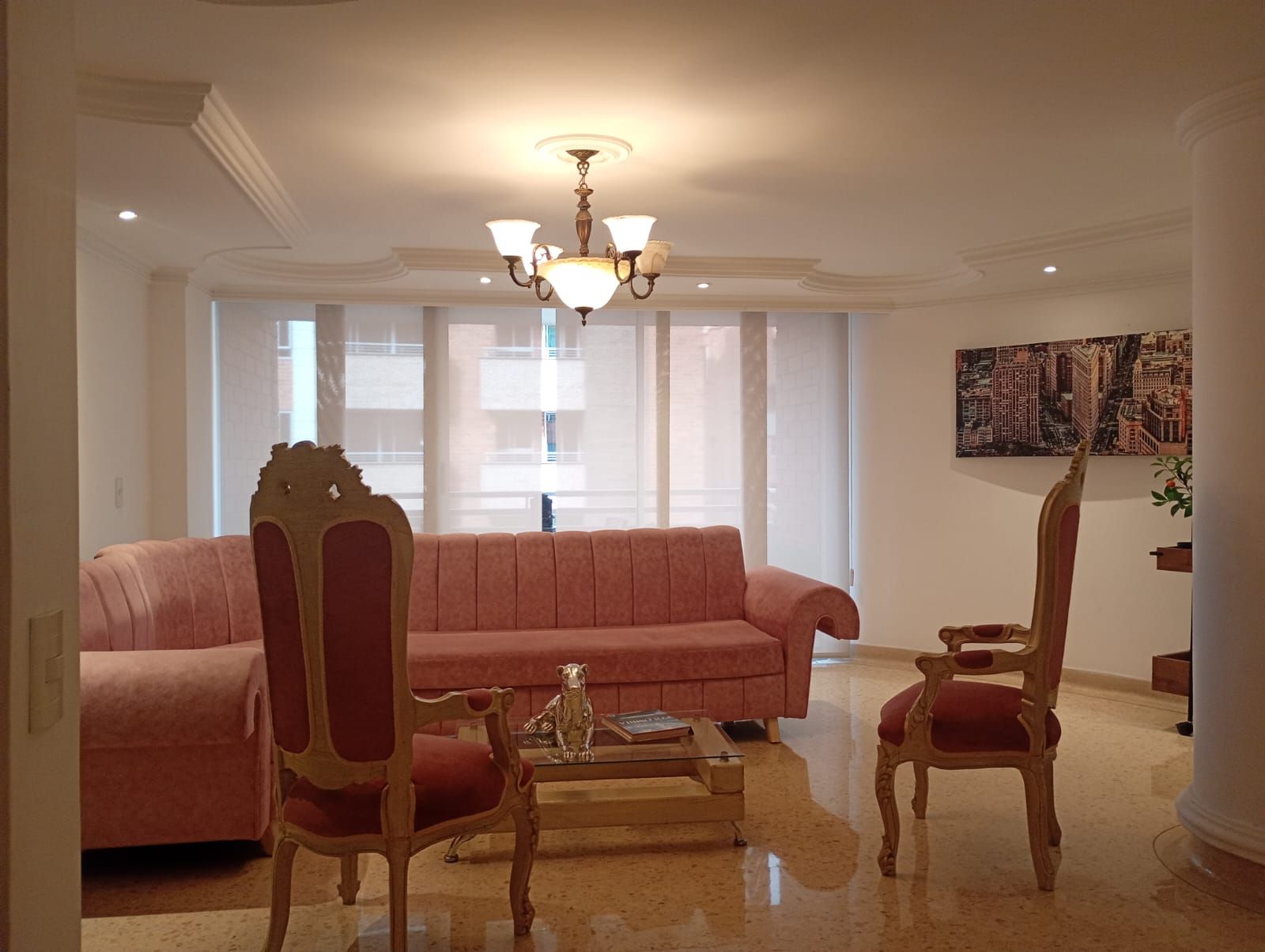 Apartamento en arriendo Antioquia Medellín Laureles 140 m2 Habitaciones 3 Baños 3 Garajes 1 Precio $7200000