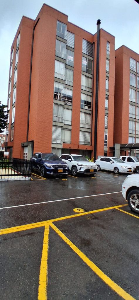Apartamento en arriendo Cundinamarca Bogotá Santa Cecilia 66 m2 Habitaciones 3 Baños 2 Garajes 1 Precio $2600000