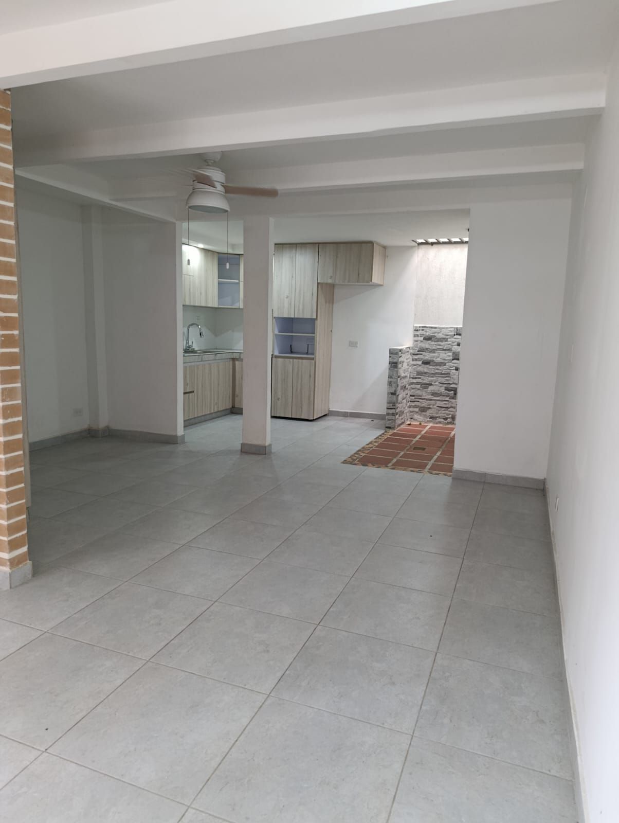 Apartaestudio en arriendo Valle Del Cauca Cali Torres De Comfandi 45 m2 Habitaciones 1 Baños 1 Garajes 0 Precio $1000000