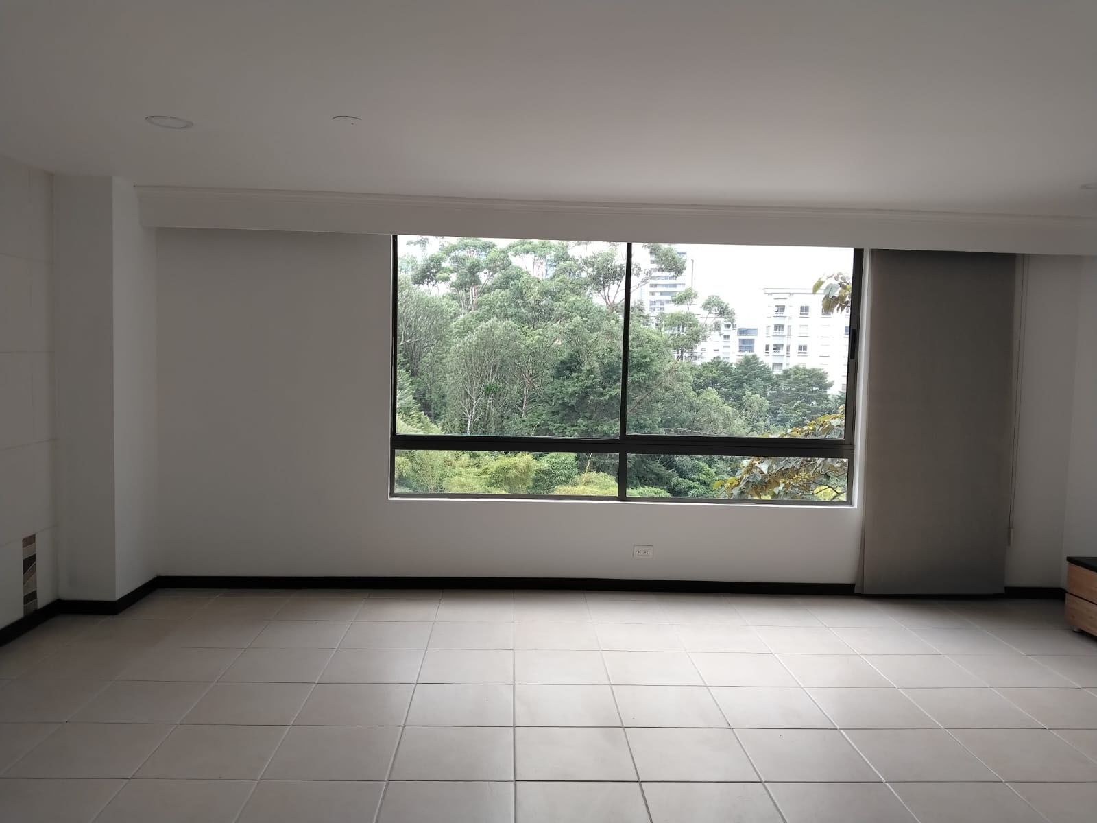 Apartamento en arriendo Antioquia Medellín La Florida 126 m2 Habitaciones 3 Baños 2 Garajes 2 Precio $5700000