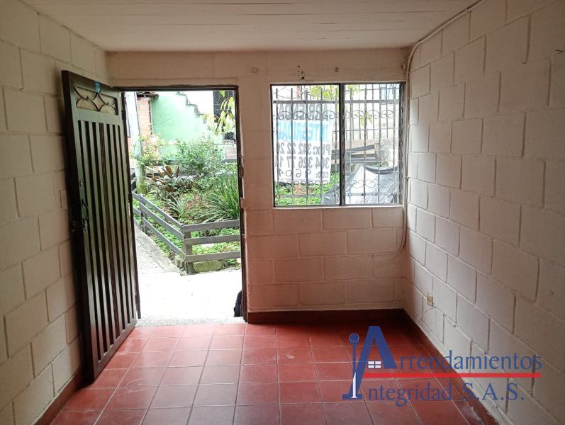 Apartamento en arriendo Antioquia Medellín Las Mercedes 80 m2 Habitaciones 3 Baños 2 Garajes 0 Precio $2000000