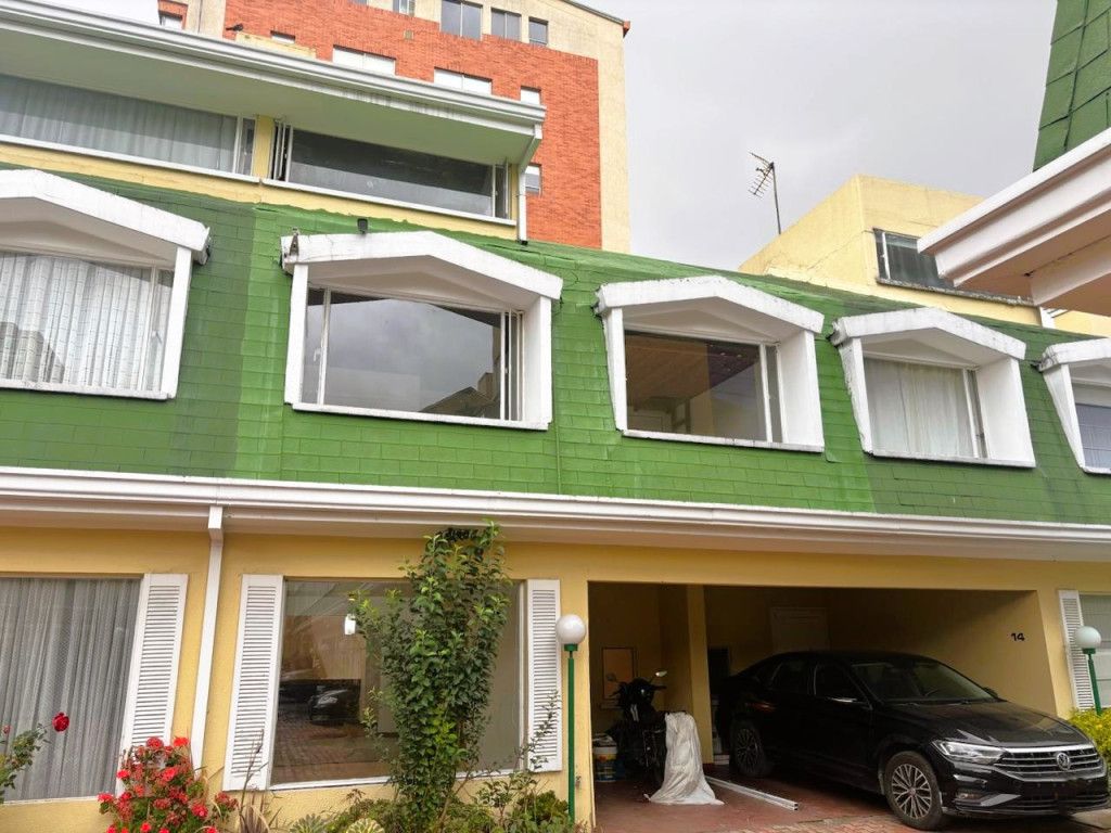 Casa en arriendo Cundinamarca Bogotá Cedritos 80 m2 Habitaciones 3 Baños 3 Garajes 2 Precio $3890000