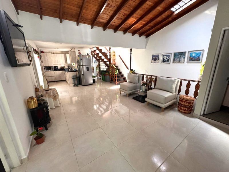 Casa en venta Antioquia Envigado Pontevedra 115 m2 Habitaciones 3 Baños 2 Garajes 0 Precio $560000000