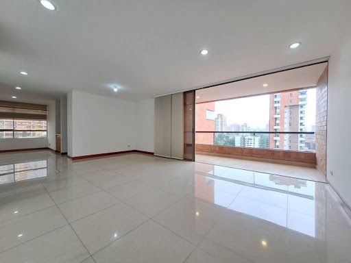 Apartamento en arriendo Antioquia Medellín Alejandria 129 m2 Habitaciones 3 Baños 3 Garajes 2 Precio $6500000