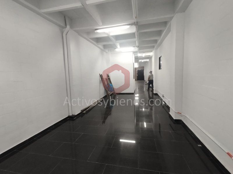 Bodega en arriendo Antioquia Medellín Trinidad 240 m2 Habitaciones 0 Baños 1 Garajes 0 Precio $6000000