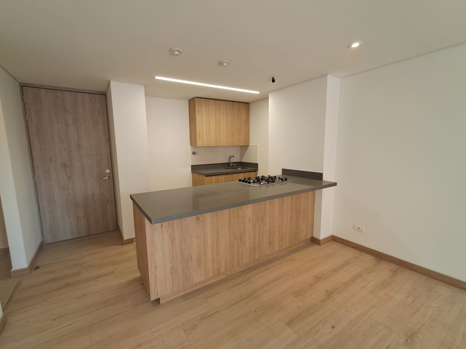 Apartamento en arriendo Antioquia Rionegro San Antonio 74 m2 Habitaciones 2 Baños 2 Garajes 0 Precio $3000000