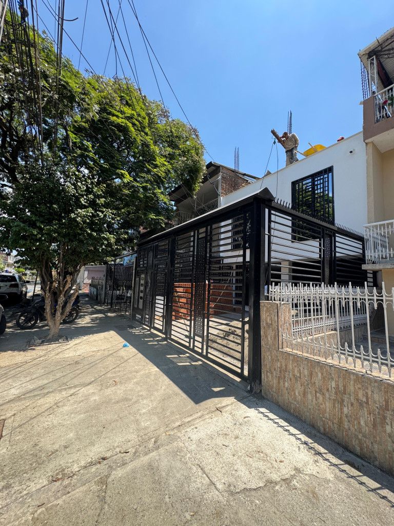 Apartamento en arriendo Valle Del Cauca Cali San Judas Tadeo Ii 50 m2 Habitaciones 2 Baños 1 Garajes 0 Precio $1270000