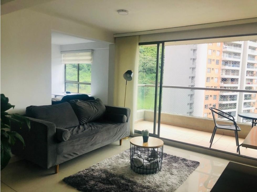 Apartamento en venta Antioquia Medellín Loma De Los Bernal 80 m2 Habitaciones 2 Baños 2 Garajes 2 Precio $790000000