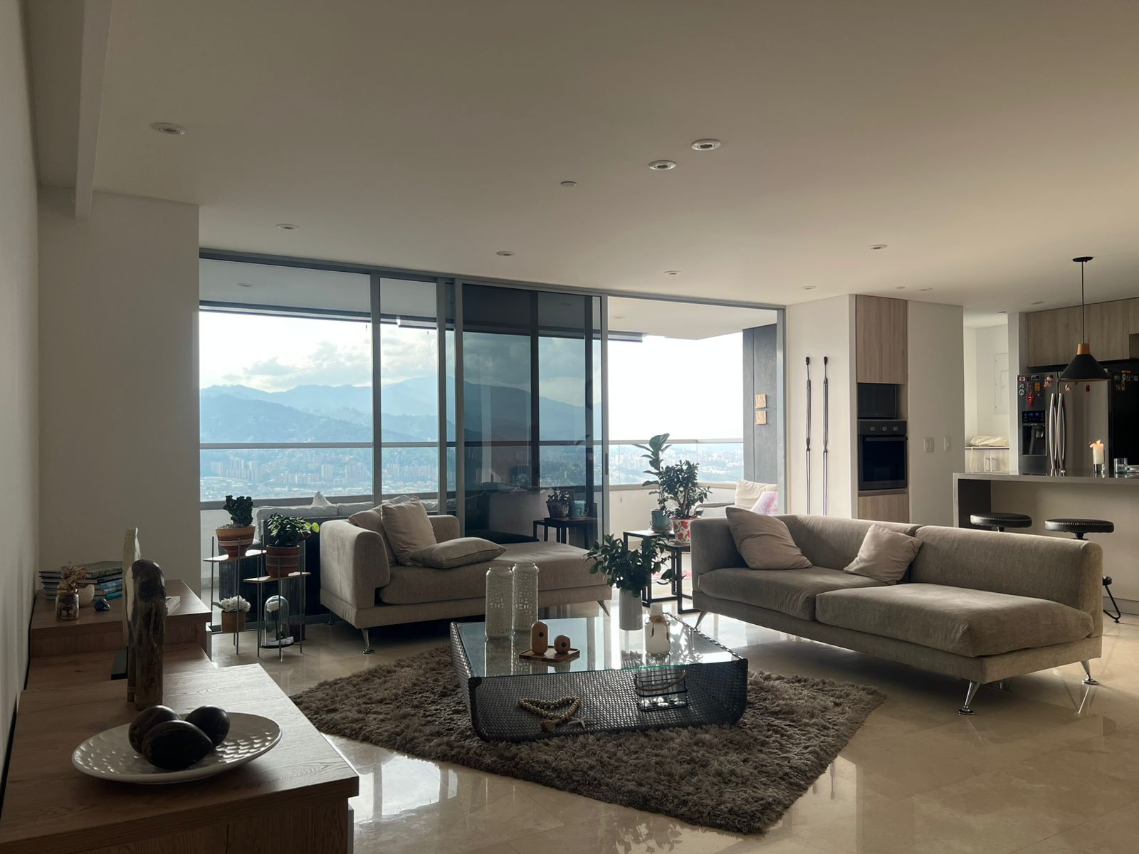 Apartamento en venta Antioquia Envigado La Inmaculada 161 m2 Habitaciones 3 Baños 4 Garajes 3 Precio $1660000000