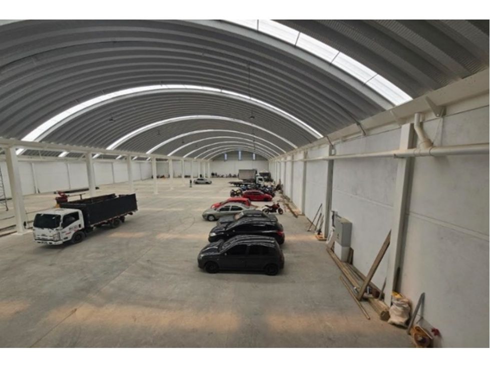 Bodega en arriendo Cundinamarca Cota Cota 3800 m2 Habitaciones 0 Baños 4 Garajes 5 Precio $115500000
