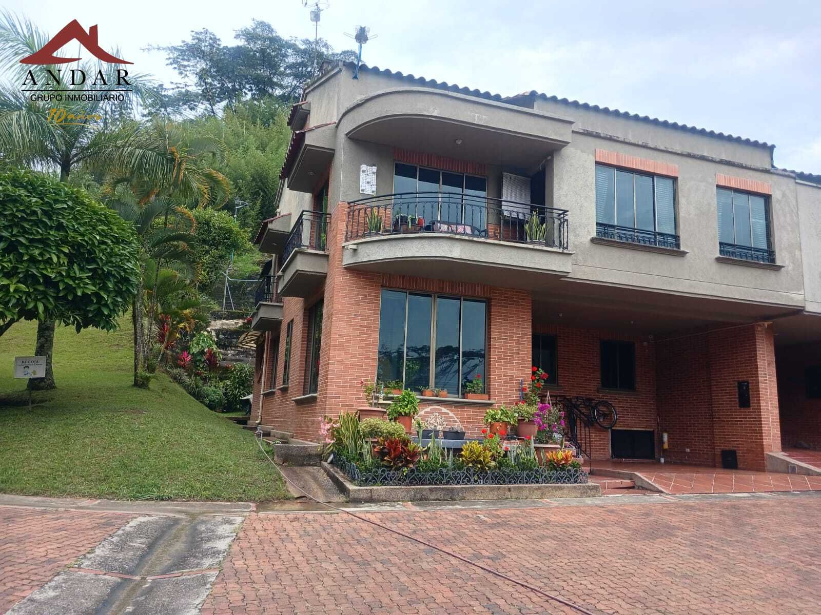 Casa en venta Tolima Ibagué Calambeo 150 m2 Habitaciones 5 Baños 4 Garajes 2 Precio $1200000000