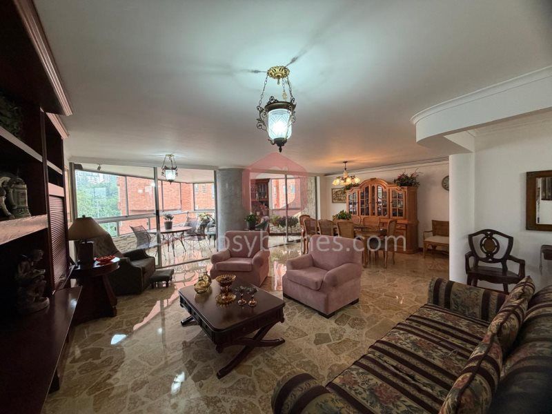 Apartamento en venta Antioquia Medellín La Florida 210 m2 Habitaciones 4 Baños 3 Garajes 2 Precio $1750000000