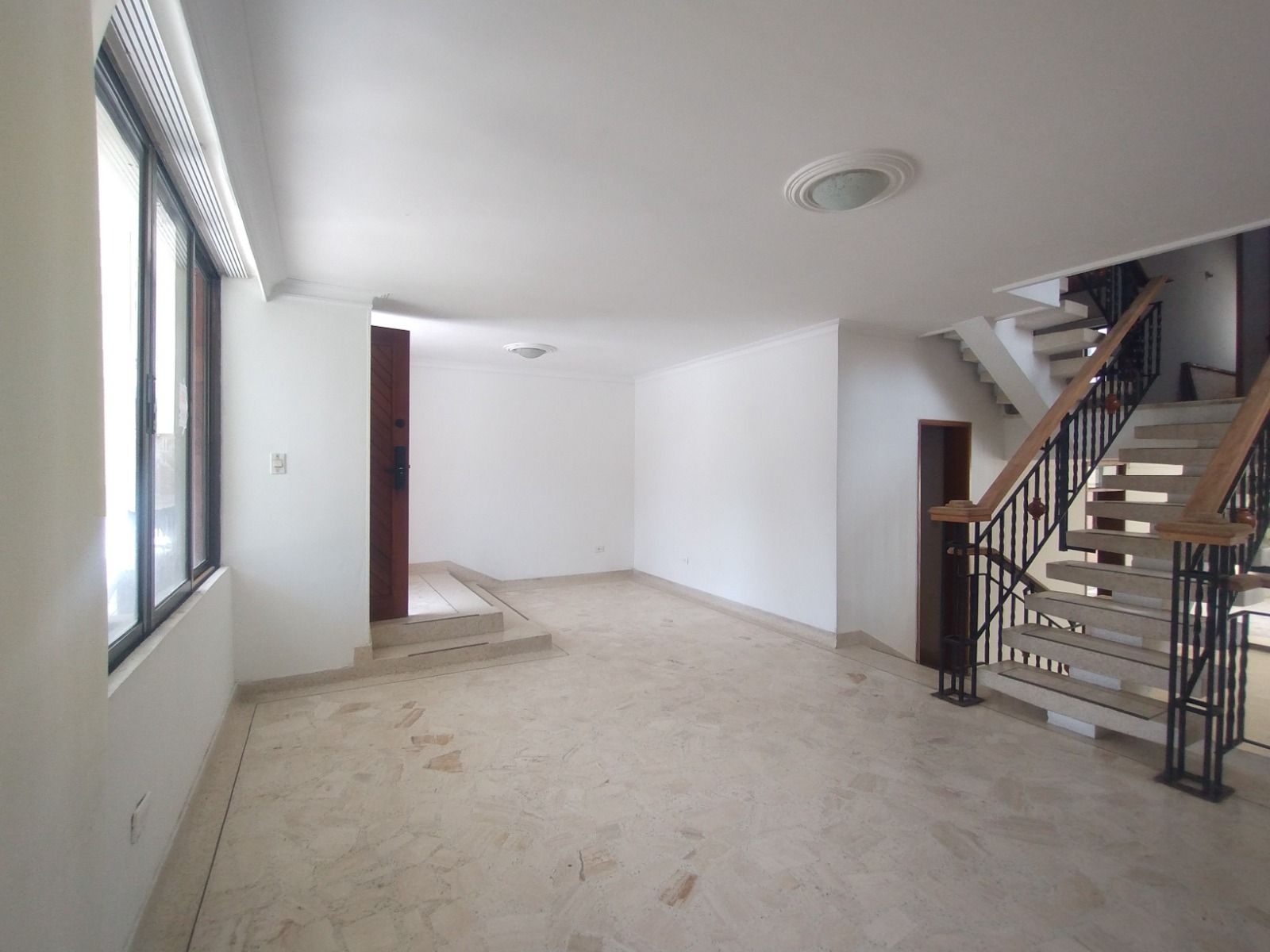 Casa en arriendo Atlántico Barranquilla Altos Del Limon 173 m2 Habitaciones 3 Baños 3 Garajes 2 Precio $4400000