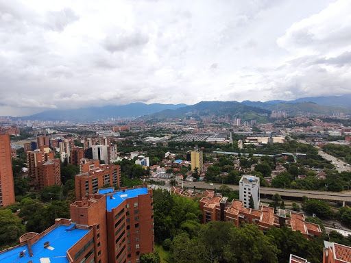 Apartamento en venta Antioquia Medellín Santa Maria De Los Angeles 140 m2 Habitaciones 3 Baños 4 Garajes 2 Precio $1350000000