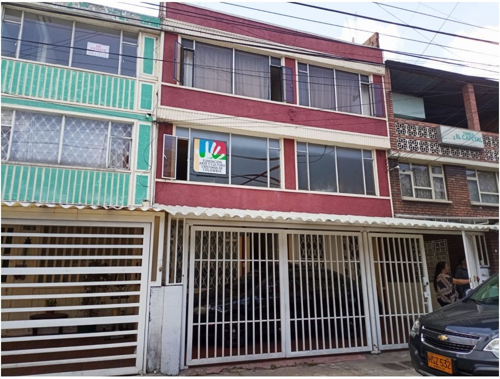 Casa en venta Cundinamarca Bogotá Autopista Muzu 0riental 343 m2 Habitaciones 4 Baños 5 Garajes 2 Precio $895000000