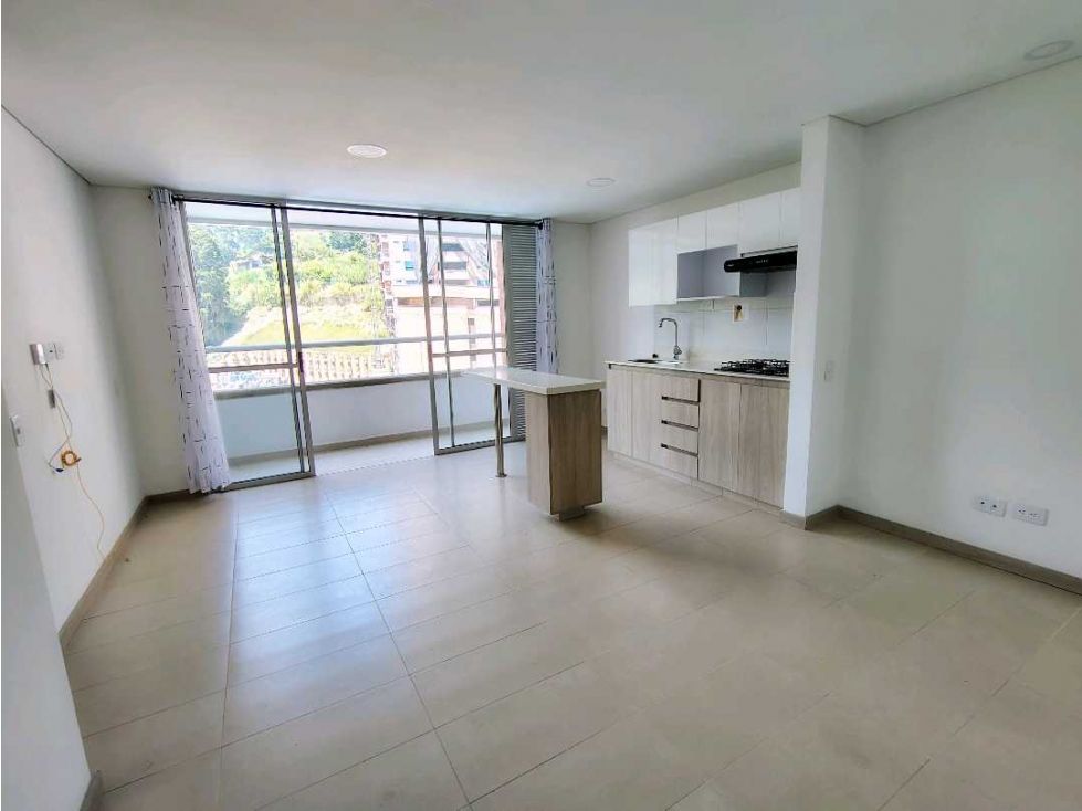 Apartamento en arriendo Antioquia Sabaneta Prados De Sabaneta 67 m2 Habitaciones 3 Baños 2 Garajes 1 Precio $2700000
