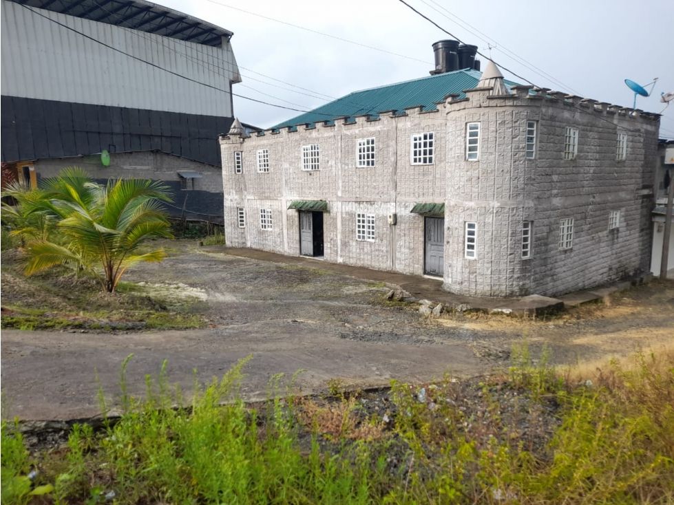 Casa en venta Chocó Quibdó Quibdó 300 m2 Habitaciones 8 Baños 6 Garajes 3 Precio $1200000000