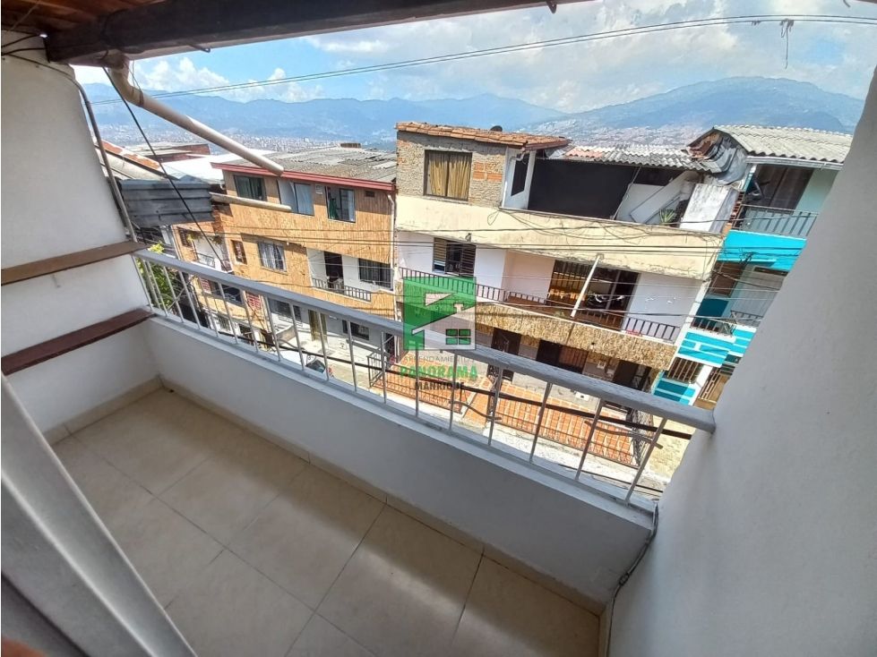 Casa en arriendo Antioquia Medellín Santa Ines 75 m2 Habitaciones 5 Baños 2 Garajes 0 Precio $1200000