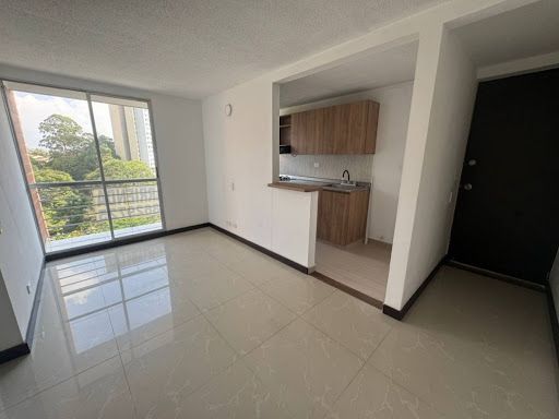 Apartamento en arriendo Antioquia Medellín Loma De Los Bernal 50 m2 Habitaciones 2 Baños 2 Garajes 1 Precio $2400000