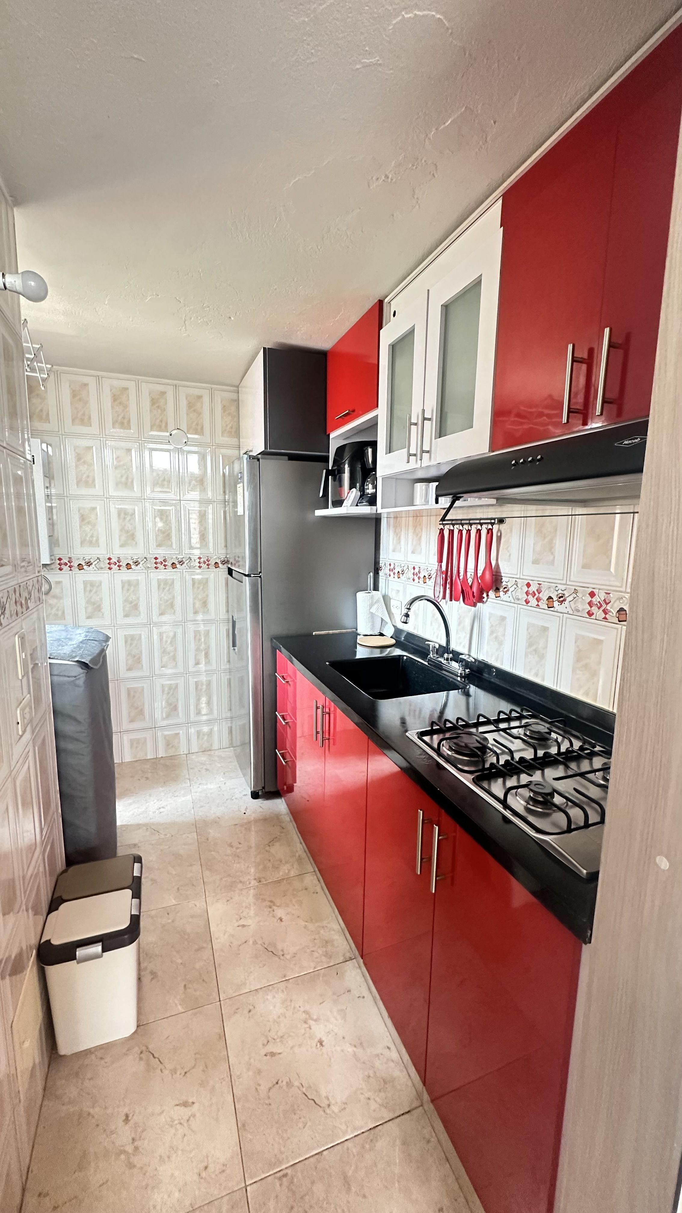 Apartamento en venta Cundinamarca Bogotá El Dorado 49 m2 Habitaciones 3 Baños 2 Garajes 0 Precio $285000000