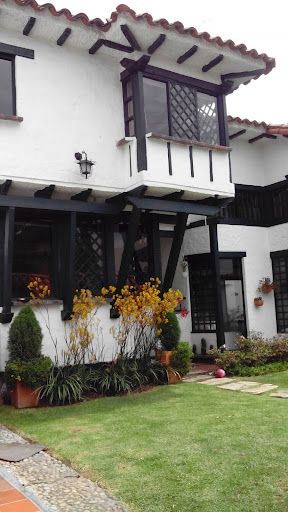 Casa en arriendo Cundinamarca Bogotá Niza Norte 220 m2 Habitaciones 3 Baños 3 Garajes 1 Precio $5100000