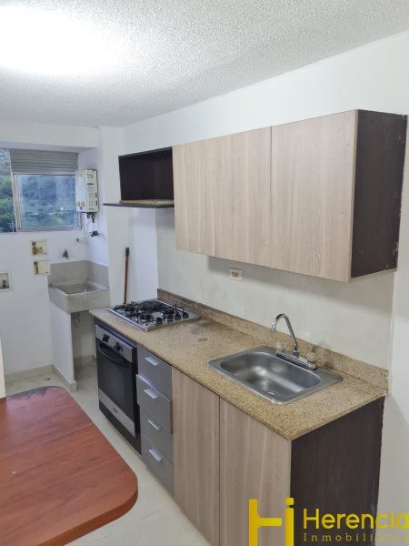 Apartamento en arriendo Antioquia Medellín Las Esmeraldas 60 m2 Habitaciones 2 Baños 2 Garajes 1 Precio $2650000