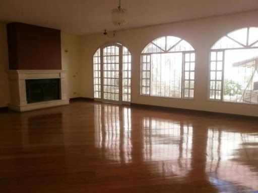 Casa en arriendo Cundinamarca Bogotá Molinos Norte 660 m2 Habitaciones 6 Baños 5 Garajes 3 Precio $13000000
