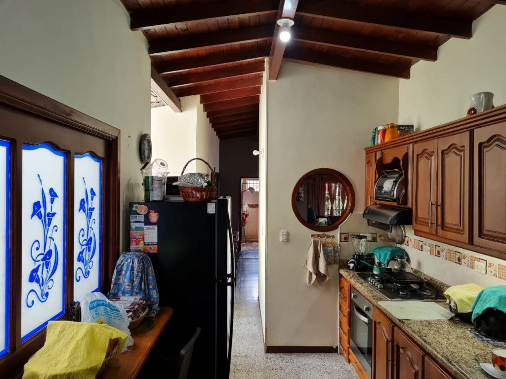 Casa en venta Antioquia Medellín San Antonio De Prado 208 m2 Habitaciones 4 Baños 2 Garajes 1 Precio $1080000000