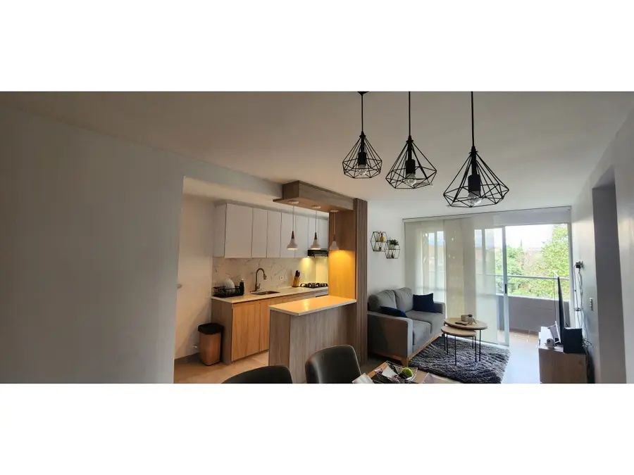 Apartamento en venta Antioquia Medellín Las Playas 73 m2 Habitaciones 3 Baños 2 Garajes 2 Precio $325000000